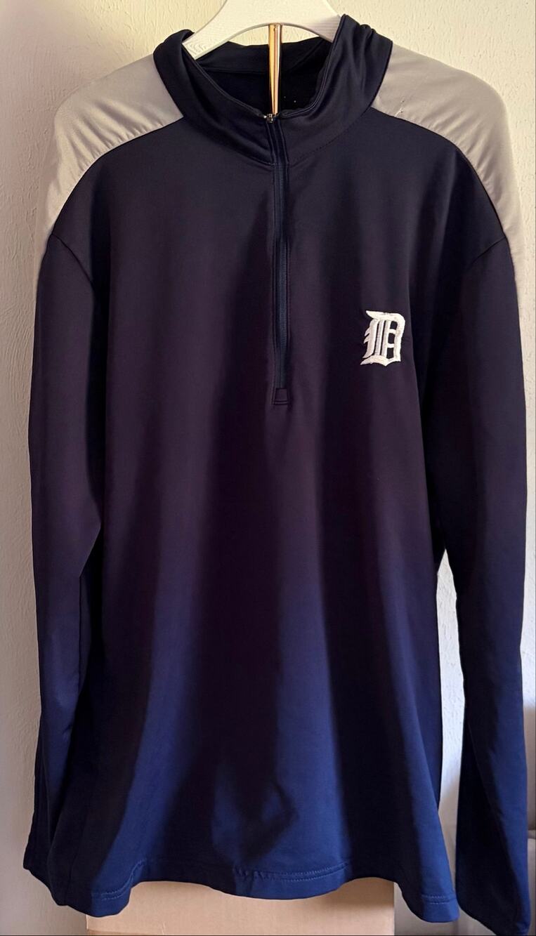 Men's Detroit Tigers Logo Long Sleeve 1/4 Zip Shirt Sz Medium